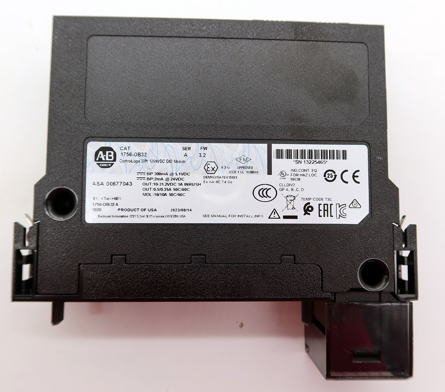 Allen Bradley 1756-OB32 Module
