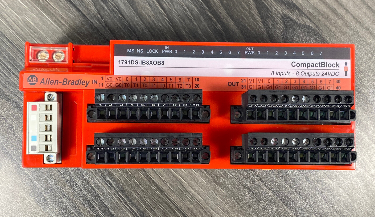 1791DS-IB8XOB8 Compact Block Guard I/O Input/Output Module, 8 Inputs, 8 Outputs, 24 V dc Allen Bradley